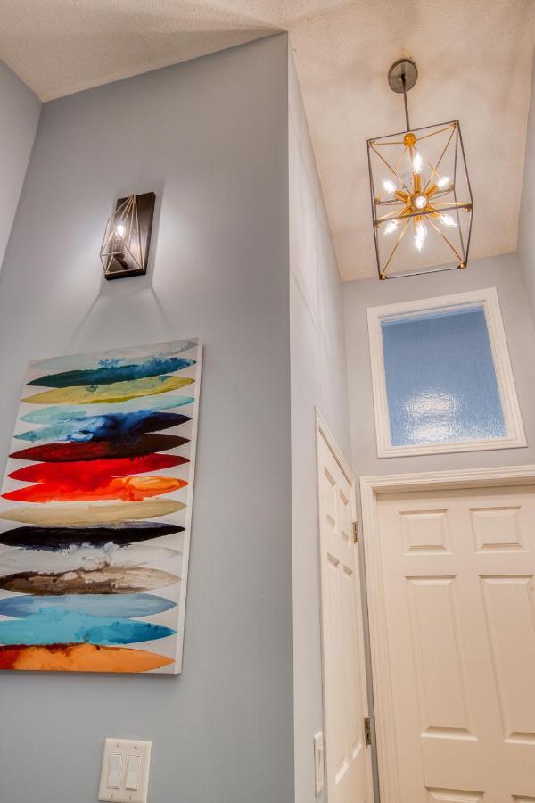 Beautiful Newly Reno 2Bdm 2 Bth Sleep Up To 6 Adults & Kids Mountain View Townhouse Suite Canmore Eksteriør billede